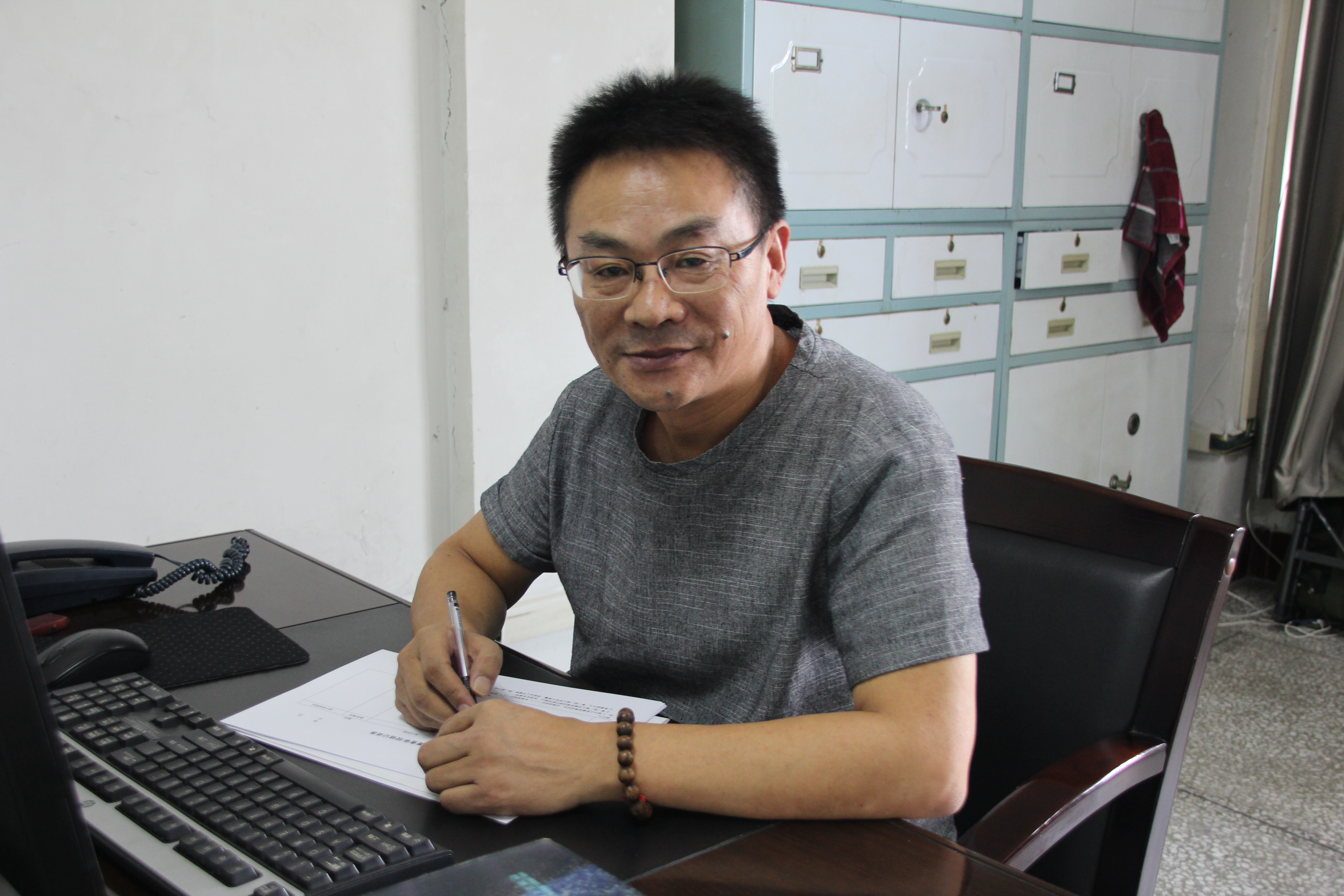 总设计师、高级工程师陈冰